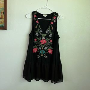 Umgee Floral Embroidered Tunic